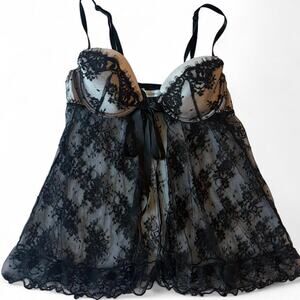 Delicates lace lingerie top